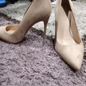 Something navy heels size 6